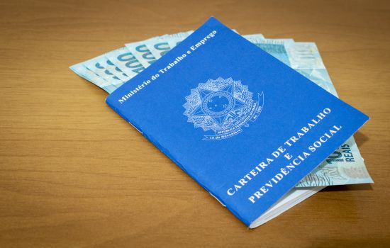 Mais da metade dos autônomos quer voltar ao CLT, aponta pesquisa nacional